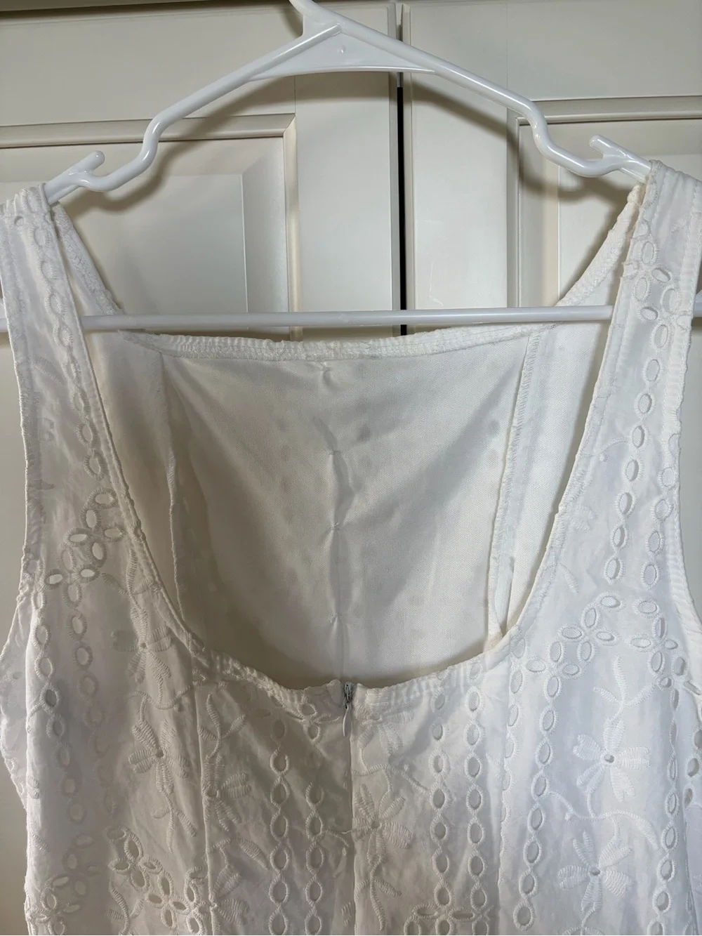 Altar’d State Eyelet Lace Sleeveless White Button Romper Womens Large